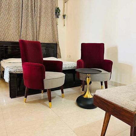 Apartmán Upre Váránasí Exteriér fotografie